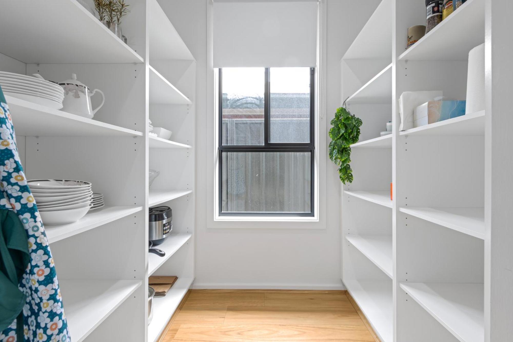 Entire 2 Storey In Tranmere *