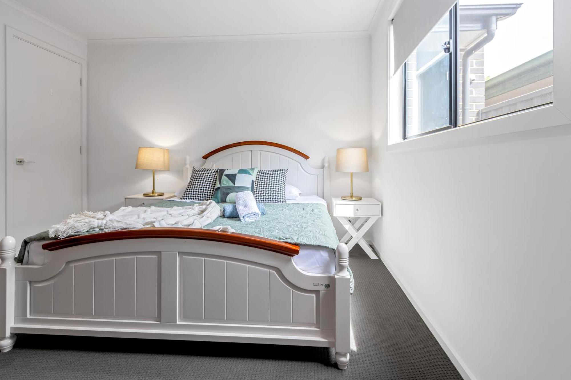 Entire 2 Storey In Tranmere